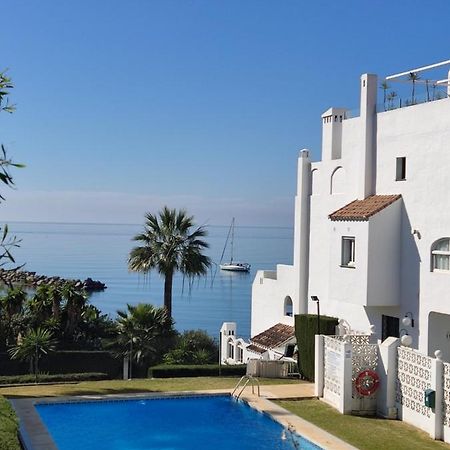Апартаменты Front Sea View Penthouse Эстепона Экстерьер фото