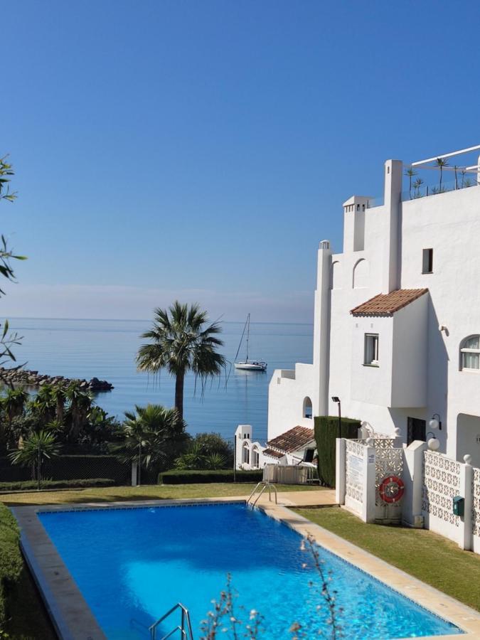 Апартаменты Front Sea View Penthouse Эстепона Экстерьер фото