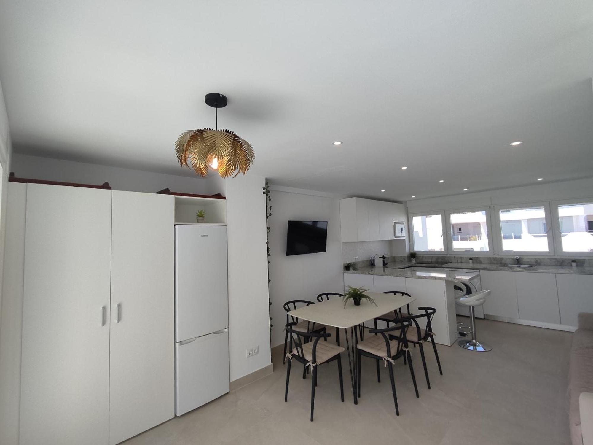Апартаменты Front Sea View Penthouse Эстепона Экстерьер фото