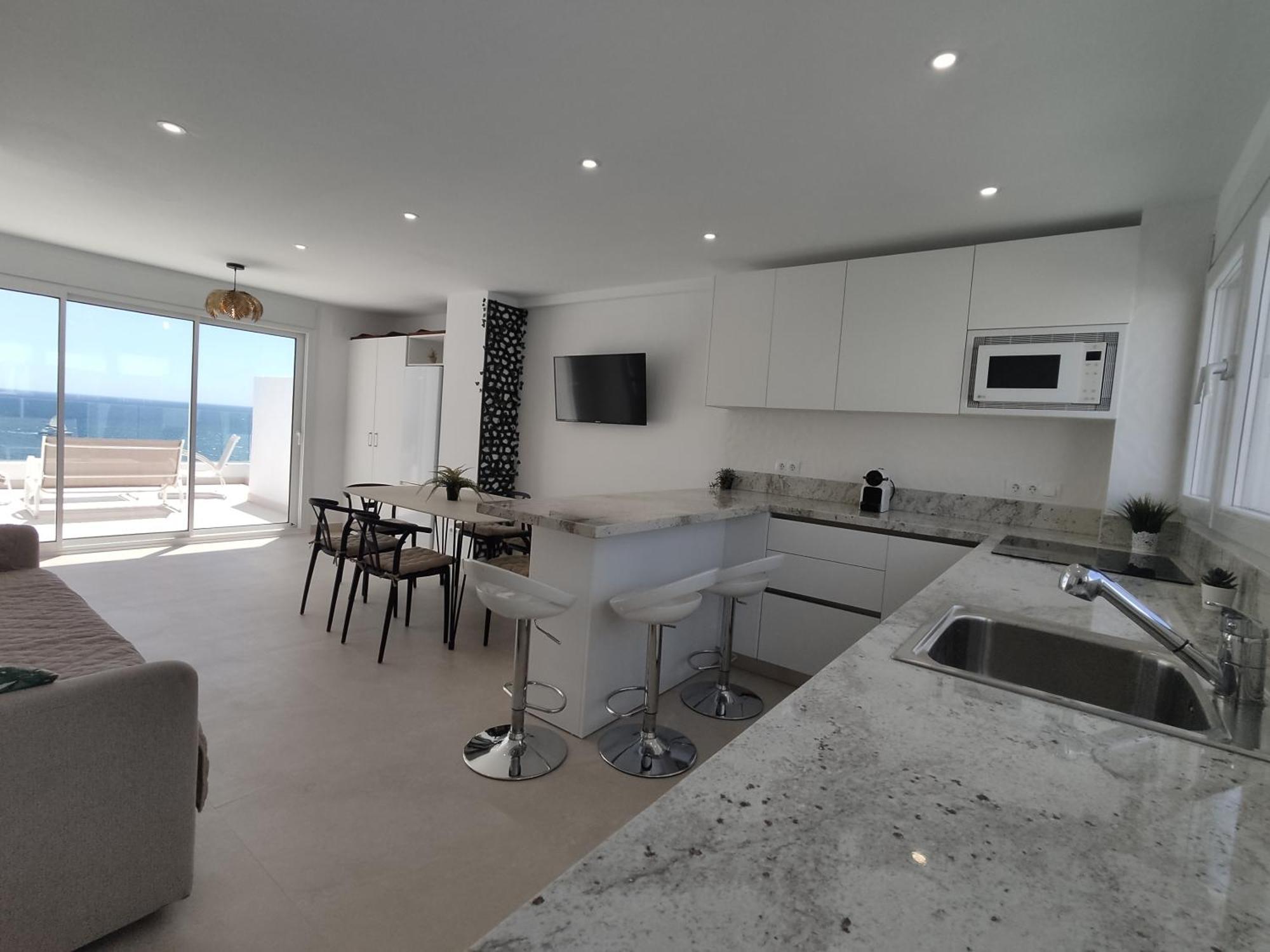 Апартаменты Front Sea View Penthouse Эстепона Экстерьер фото